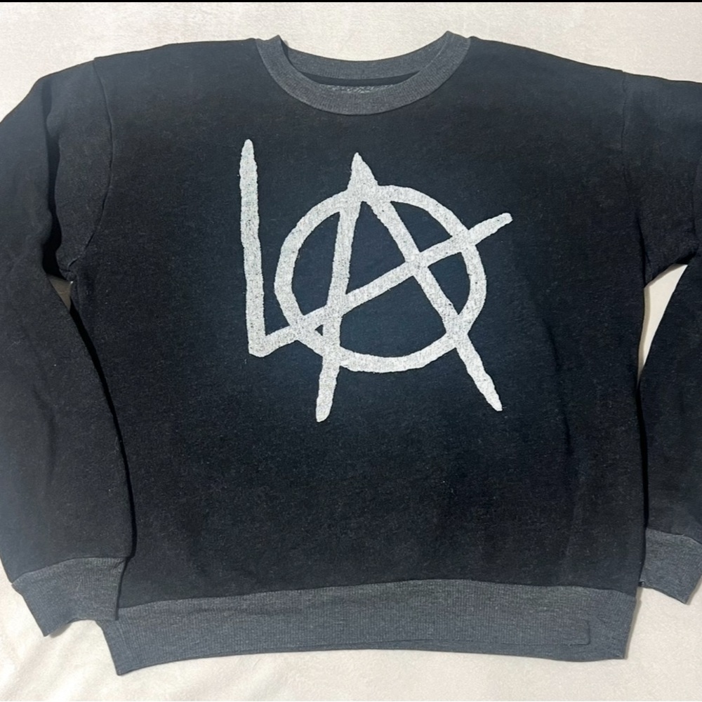 Local Authority Fufc men crewneck Sweater Top 
Size small
